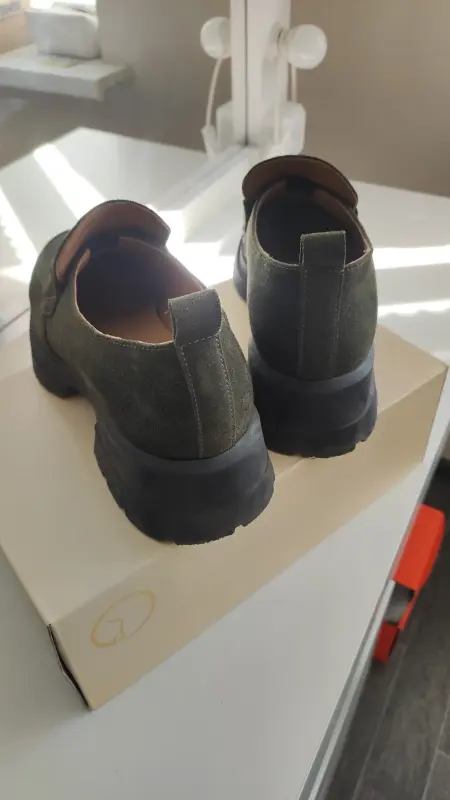 Ботинки натуральная замша.
