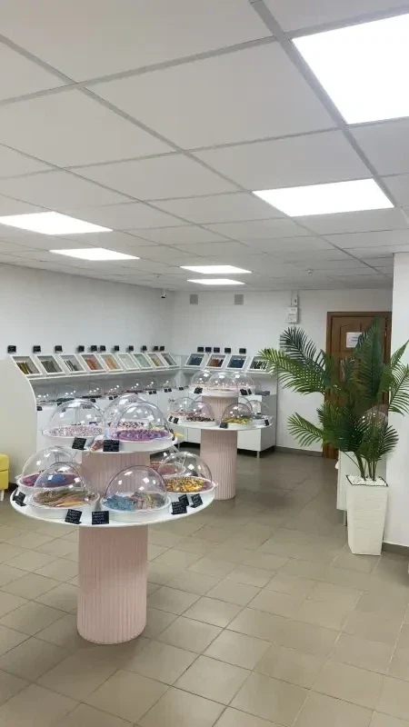 Мебель для магазина
