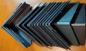 Пластиковые уголки-накладки