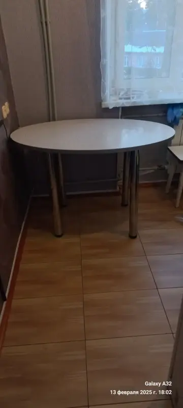 стол кухонный