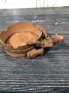 Керамическая Пепельница