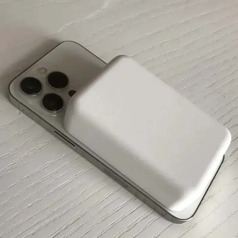 Аксессуары для телефонов - Apple MagSafe Battery Pack 10.000 mAh . Внешний аккумулятор (копия) - Вся Беларусь - Фото 3 Apple MagSafe Battery Pack 10.000 mAh . Внешний аккумулятор (копия) - Вся Беларусь - 203014 - Доска объявлений Kupika.by - Фото 3