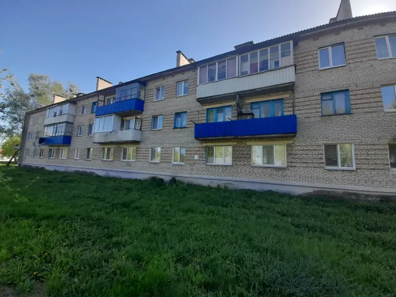Продается 3-х комнатная квартира г.п.Старобин, ул,Коржа,8