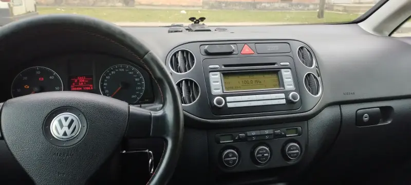 Volkswagen golf plus