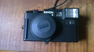 Эликон-4 советский малоформатный шкальный фотоаппарат