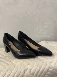 Туфли женские