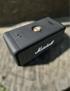 Беспроводная колонка Marshall Emberton