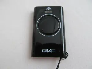 Пульт ДУ для ворот, ролет, шлагбаумов новый, FAAC XT2 868 SLH LR