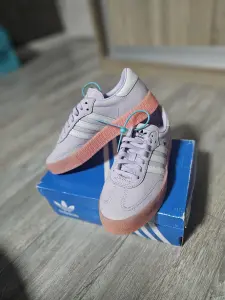 Кеды кроссовки женские Adidas
