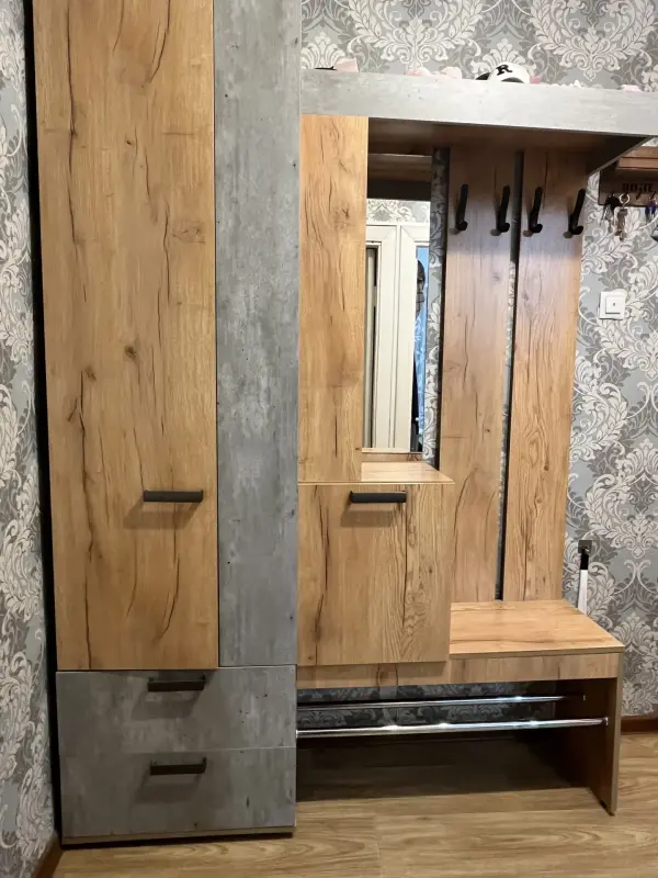 Секция в прихожую