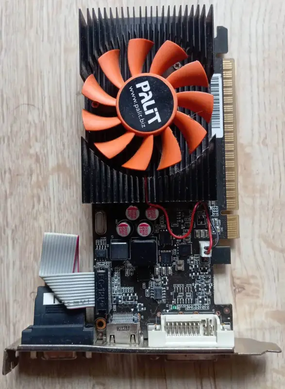 Видеокарта Palit GeForce 500мб