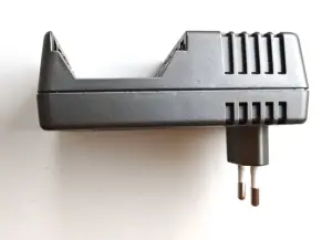 Зарядное устройство  VARTA Photo Accu Charger