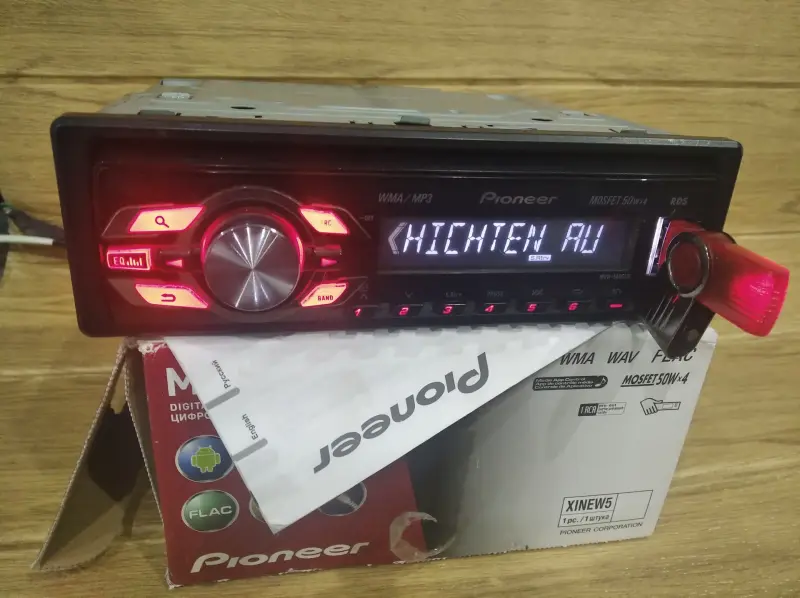 USB-магнитола Pioneer MVH-1400UB