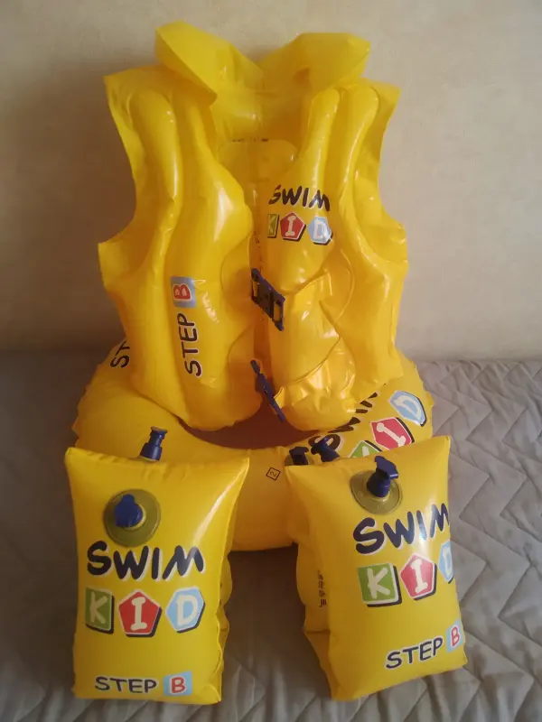 Детский набор для плавания Swim Kid step B(круг, жилет, нарукавники))