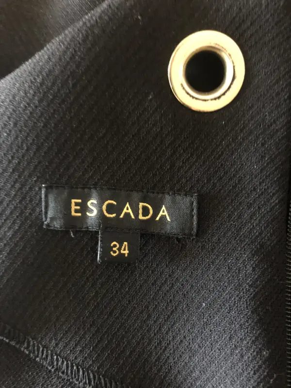 Платье чёрное Escada р.40
