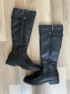 Сапоги женские