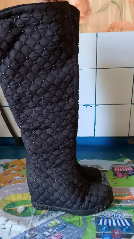 Женские зимние сапоги