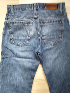 Джинсы PULL&BEAR р-р 46(S)