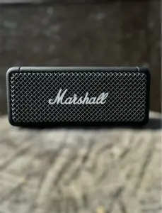 Беспроводная колонка Marshall Emberton