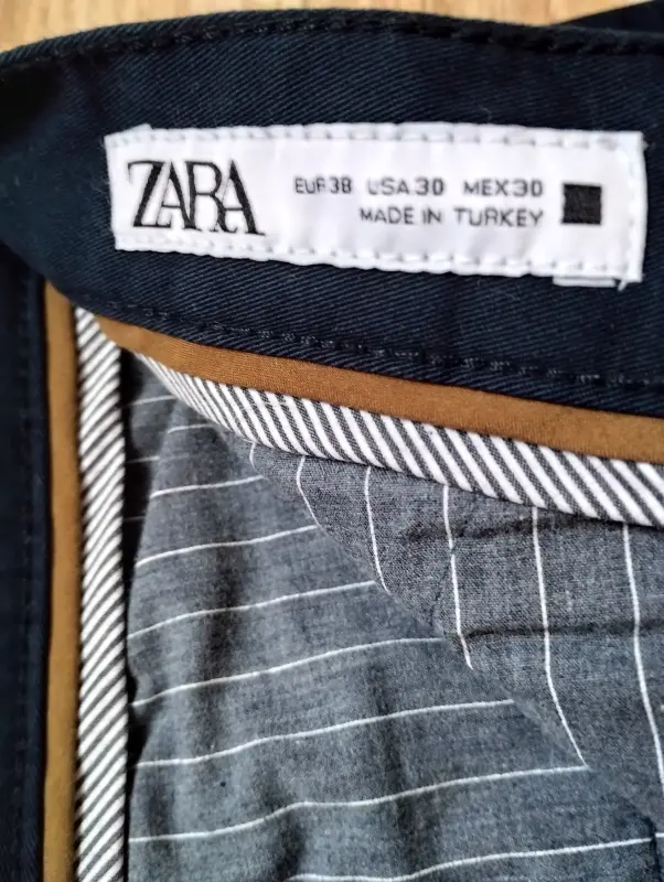 Брюки ZARA р-р 48 (М)- новые.