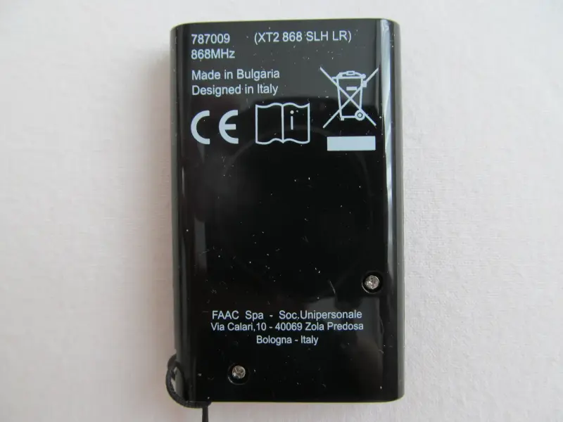 Пульт ДУ для ворот, ролет, шлагбаумов новый, FAAC XT2 868 SLH LR