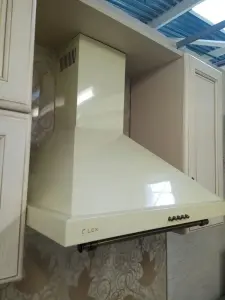 Вытяжка кухонная