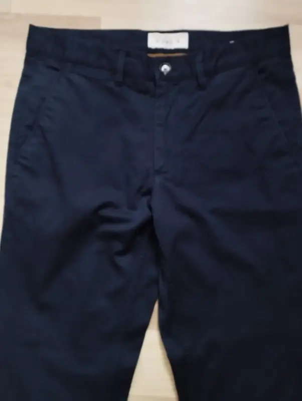 Брюки ZARA р-р 48 (М)- новые.