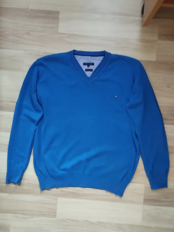 Джемпер TOMMY HILFIGER р-р 48 (М)