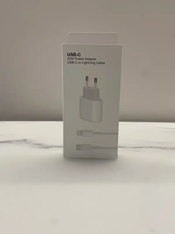 Зарядное устройство Iphone