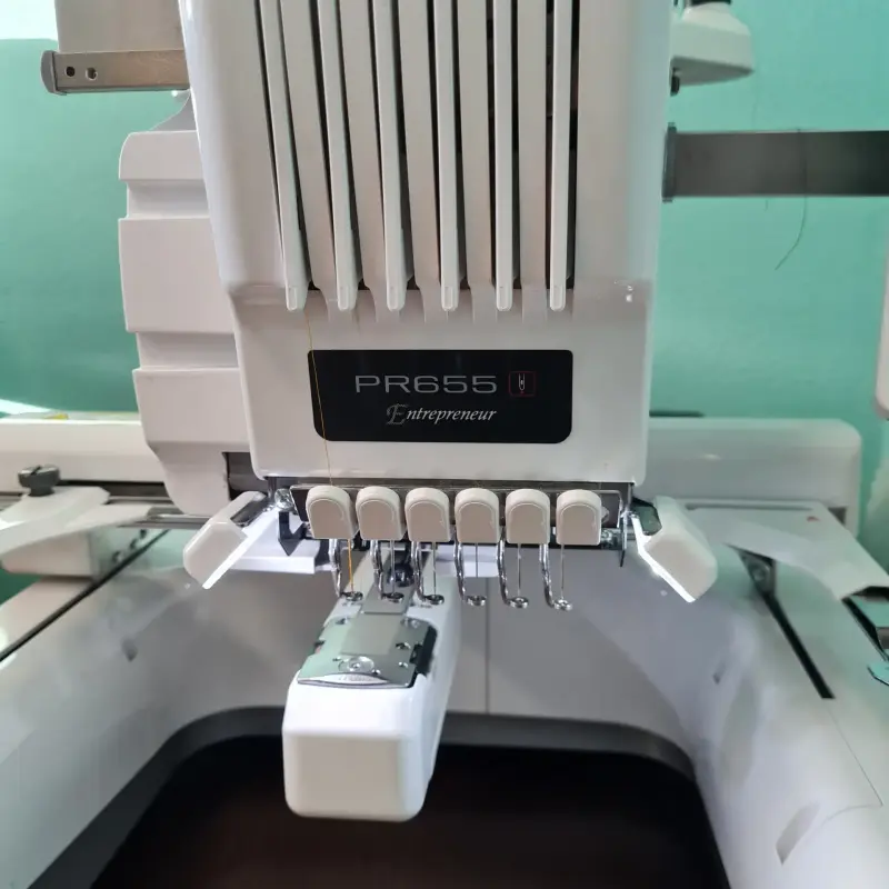 Вышивальная машина Brother pr655