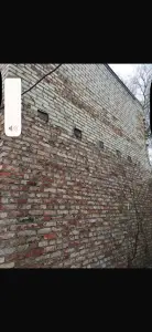 Два соседних двухэтажных гаража