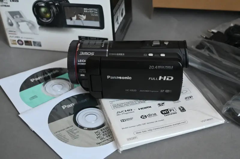 Видеокамера 'Panasonic' НС - Х920Е