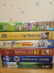 Видеокассеты