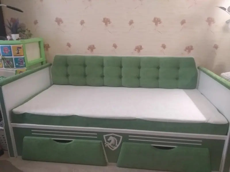 Кровать+матрас+защитный бортик