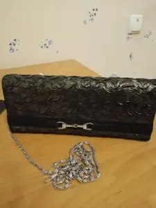Сумка клатч на цепочке