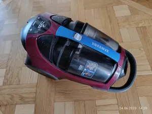 Пылесос Samsung VCC885HH3P/XEV. Экстремально мощный 2200 вт.
