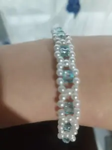 Браслет из бусин