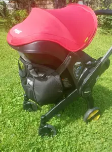 Автокресло/коляска doona