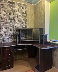 Стол письменный