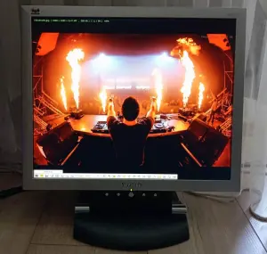 Монитор ViewSonic VA721