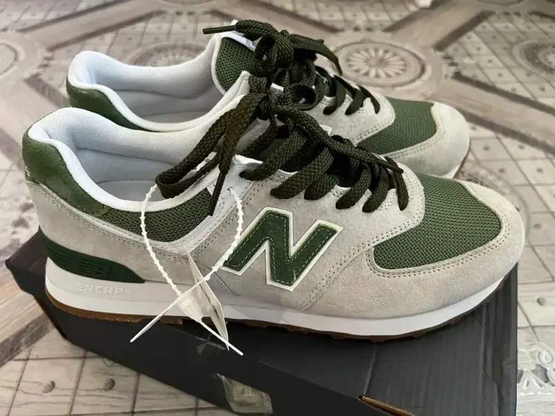 Новые мужские кроссовки New Balance