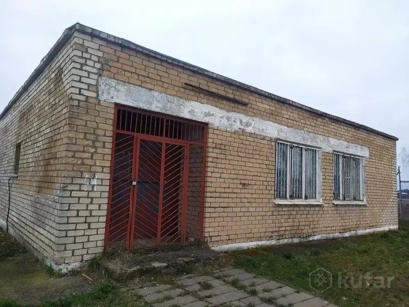 здание магазина д Гута Барановичский р-он
