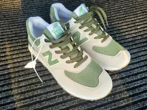 Новые мужские кроссовки New Balance