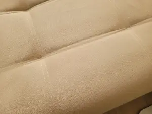 Диван