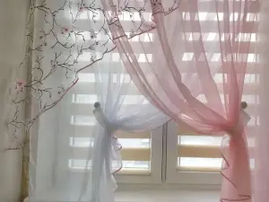 Украшения магнитные для штор, новые