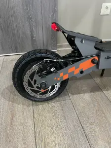 Электросамокат  KuKirin G2Sport.