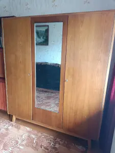Шкаф