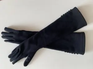 Перчатки женские
