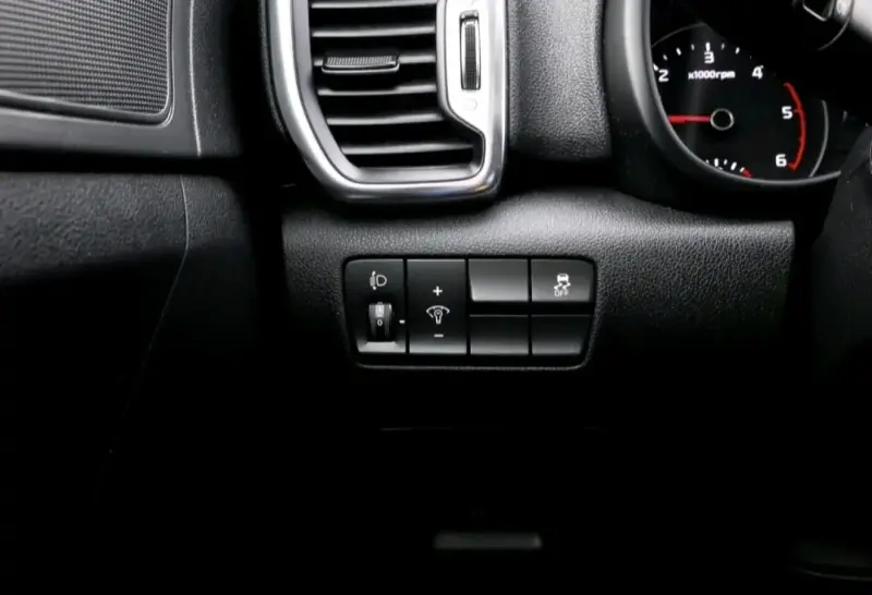 Kia Sportage 4