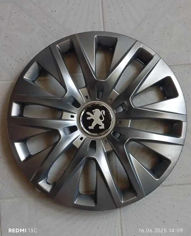 Колпак Peugeot R16 в идеале